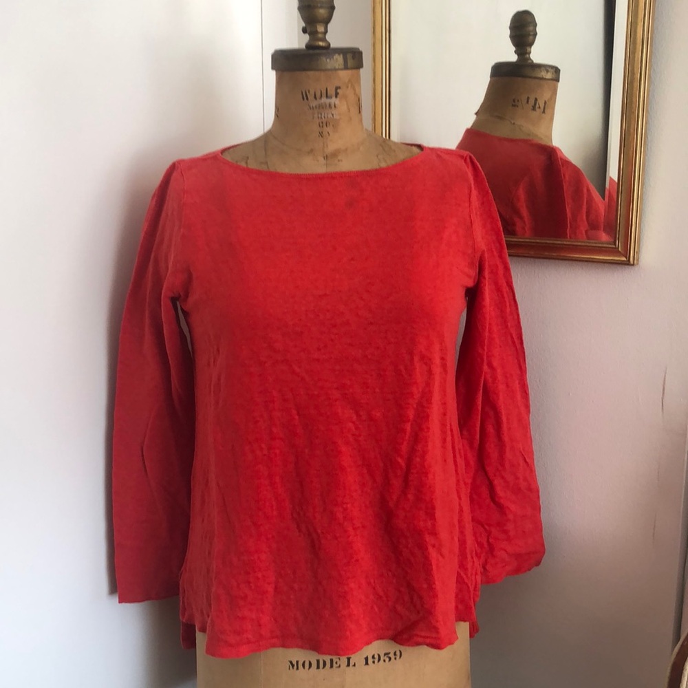 Red Long Sleeve Women's Top slub cotton longer in the back